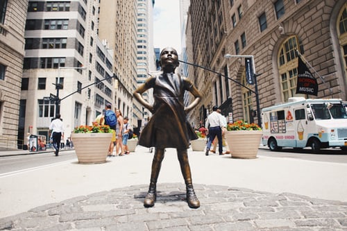 picture of a girl statue